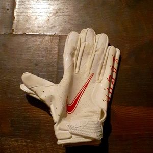 Football gloves